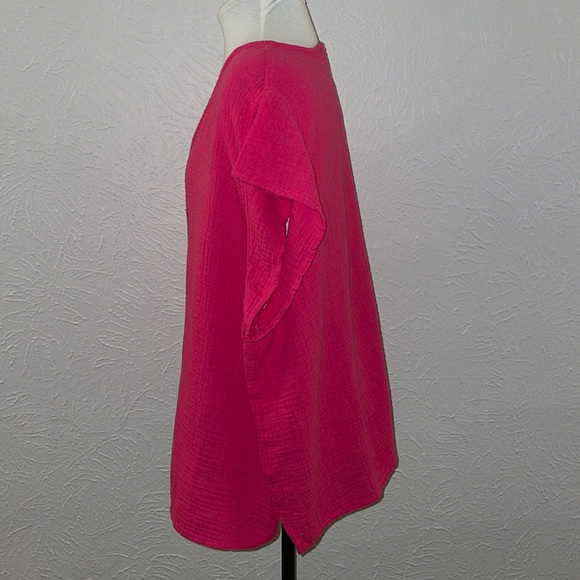 Three Dots Pink XXL Double Gauze V-neck. Short sleeve Side slits - Picture 2 of 6